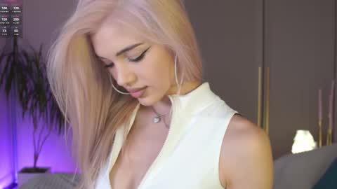 Mila and u can call me sweet bunny online show from 27, 2, 2026