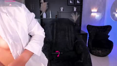 Snapshot of milacoleman chatting on 12, 6, 2026 Mila online show from 12, 6, 2026