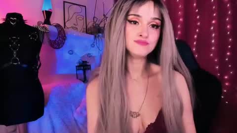 Snapshot of miladyjolie chatting on 14, 6, 2026 MiladyJolie online show from 14, 6, 2026