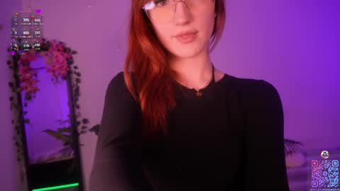 Snapshot of milaflameee_ chatting on 25, 5, 2026 Mila . online show from 25, 5, 2026