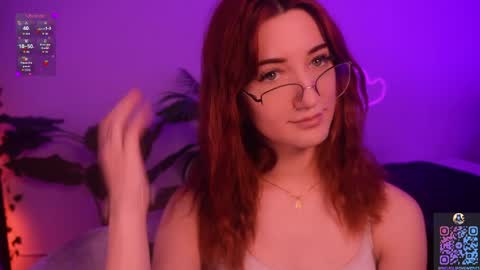 Snapshot of milaflameee_ chatting on 31, 5, 2026 Mila . online show from 31, 5, 2026