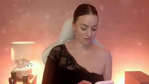 Mila Fleur online show from 24, 2, 2026