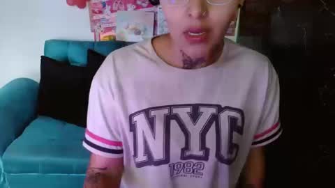 milafuckass online show from 19, 9, 2025