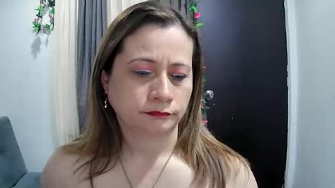 milagros_latin online show from 21, 10, 2025