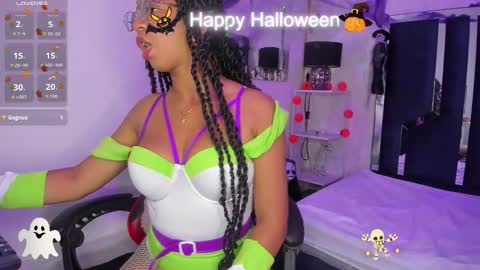 Milenna online show from 31, 10, 2025