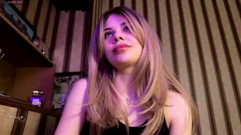 Snapshot of milakittys chatting on 11, 6, 2026 milakittys online show from 11, 6, 2026