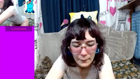 Mila-Lunala online show from 18, 9, 2025