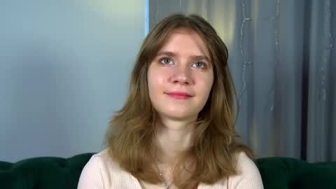 Mila online show from 12, 4, 2026