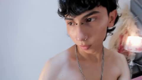 Snapshot of milan_lewiss chatting on 7, 10, 2025 milan_lewiss online show from 7, 10, 2025