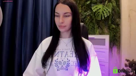Snapshot of milana_miln chatting on 1, 6, 2026 Milana online show from 1, 6, 2026