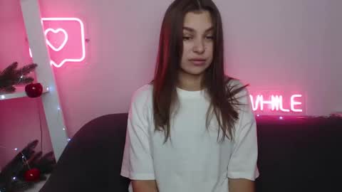 milanaangelas online show from 21, 12, 2024