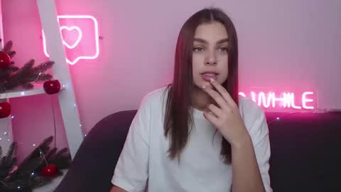 milanaangelas online show from 22, 12, 2024