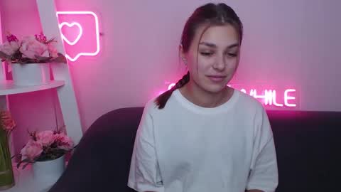 milanaangelas online show from 13, 1, 2025