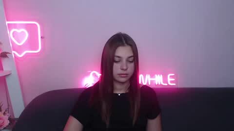 milanaangelas online show from 10, 2, 2025
