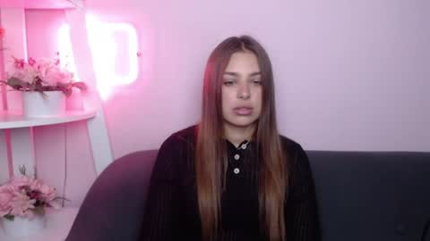 Snapshot of milanaangelas chatting on 9, 7, 2026 milanaangelas online show from 9, 7, 2026