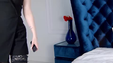 MilanaBalmain online show from 9, 2, 2025