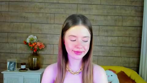 MilanaBalmain online show from 10, 2, 2025