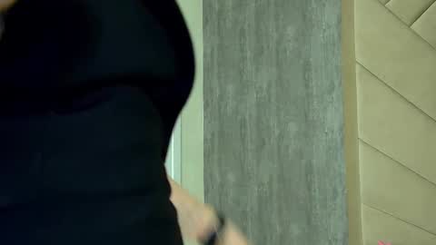 MilanaBalmain online show from 22, 2, 2025