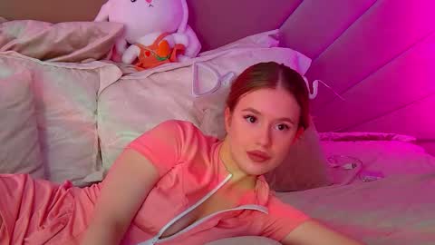 MilanaBalmain online show from 3, 3, 2025