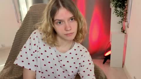 Snapshot of milanarayy chatting on 26, 5, 2026 Milaray online show from 26, 5, 2026