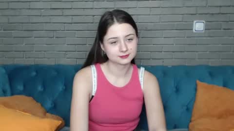 milanaroz online show from 3, 2, 2025