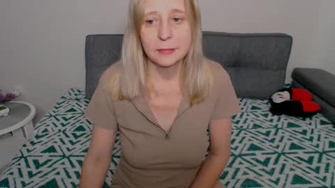 Milena online show from 14, 12, 2025