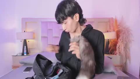 Snapshot of milanhair chatting on 15, 7, 2026 Milan online show from 15, 7, 2026