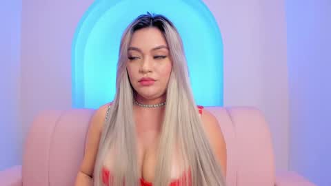 Snapshot of milaowens chatting on 23, 4, 2026 Sexy Mila online show from 23, 4, 2026