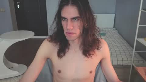 Snapshot of milaslovv chatting on 8, 7, 2026 Mila online show from 8, 7, 2026