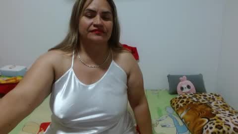 Snapshot of milena_hoot_ chatting on 26, 5, 2026 MILENA online show from 26, 5, 2026