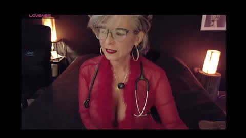 Snapshot of milf_ette chatting on 7, 6, 2026 Fabiola online show from 7, 6, 2026