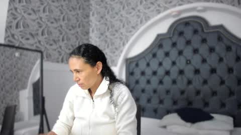 milf_march online show from 1, 4, 2026