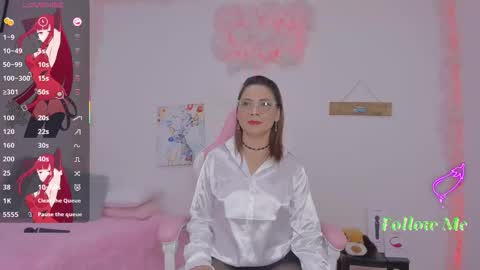 Snapshot of milfaaura chatting on 30, 11, 2025 Aura online show from 30, 11, 2025