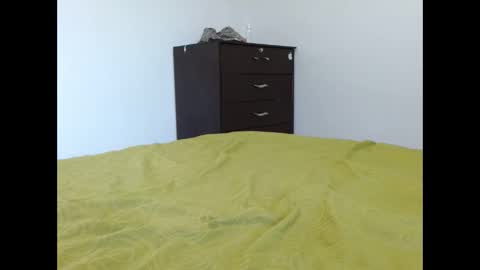 milfevha online show from 25, 10, 2025