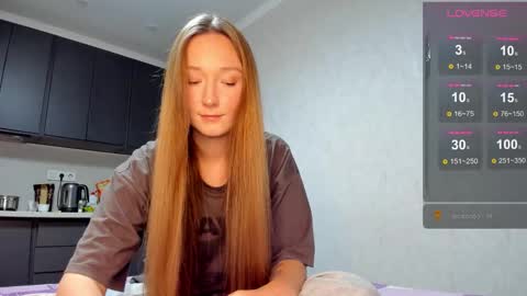 Snapshot of milkaeliza1 chatting on 7, 11, 2025 MilkaLiza online show from 7, 11, 2025