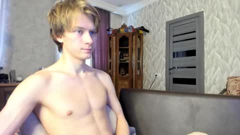 Isaac online show from 16, 3, 2026