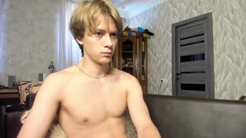 Snapshot of milkiwy chatting on 20, 6, 2026 Isaac online show from 20, 6, 2026