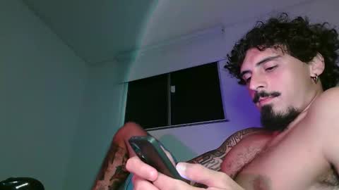 milkoffee online show from 24, 3, 2026