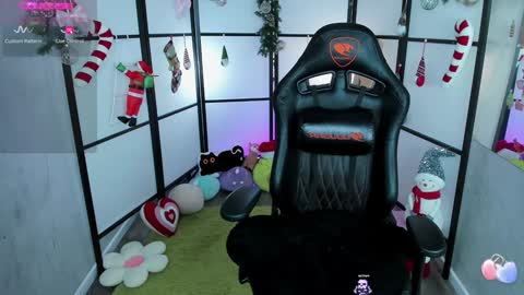 milky cute online show from 10, 1, 2025