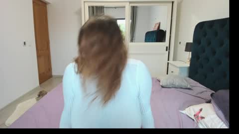 Livia online show from 12, 9, 2025