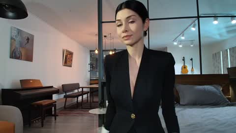 Snapshot of milla_bella chatting on 20, 2, 2026 milla bella online show from 20, 2, 2026