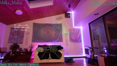 Snapshot of milla_milla chatting on 16, 12, 2024 milla_milla online show from 16, 12, 2024