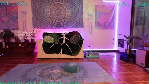 Snapshot of milla_milla chatting on 17, 12, 2024 milla_milla online show from 17, 12, 2024