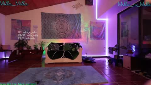 Snapshot of milla_milla chatting on 23, 1, 2025 milla_milla online show from 23, 1, 2025