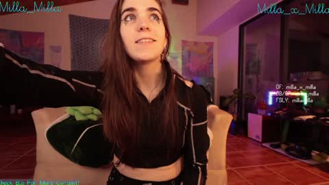 Snapshot of milla_milla chatting on 3, 2, 2025 milla_milla online show from 3, 2, 2025