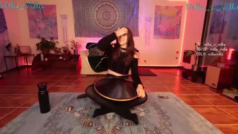 Snapshot of milla_milla chatting on 15, 2, 2025 milla_milla online show from 15, 2, 2025