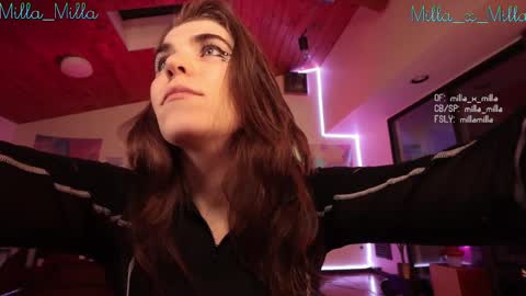 Snapshot of milla_milla chatting on 20, 2, 2025 milla_milla online show from 20, 2, 2025