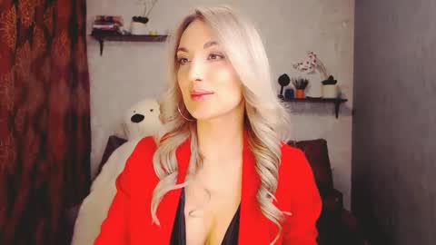 MillaXQueen online show from 30, 1, 2025