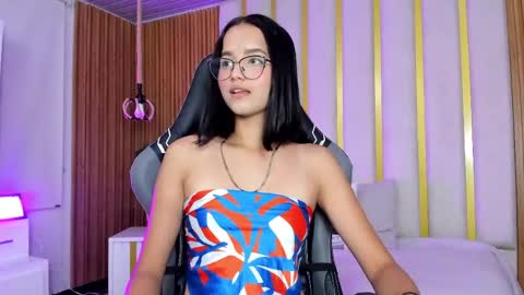 Snapshot of milleamours_ chatting on 1, 6, 2026 MILLE online show from 1, 6, 2026