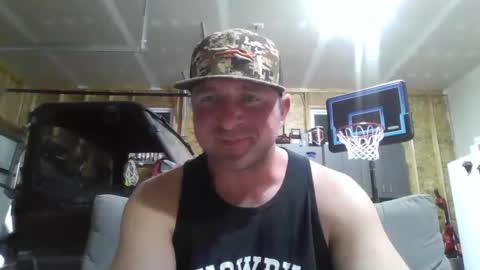 Snapshot of millertimenow34 chatting on 4, 10, 2025 millertime feet bigcock hairy straight muscles online show from 4, 10, 2025
